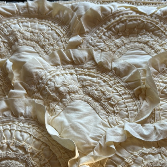 2 Anthropologie standard ruffle “Rivulet” shams in a creamy pale yellow color. - Picture 15 of 16